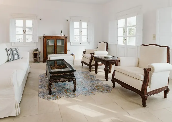 3-room, 3-bath Family With Massive Pool, Location, Seconds From Cliff! Casa de Férias