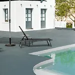 3-room, 3-bath Family With Massive Pool, Location, Seconds From Cliff! Дом отдыха