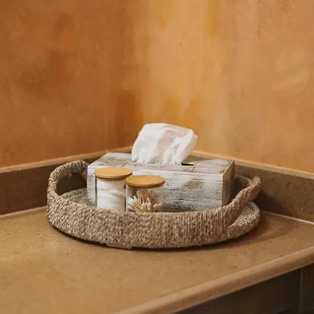 3-room, 3-bath With Massive Pool, Location, Seconds From Cliff! Casa de Férias Imerovigli (Santorini)