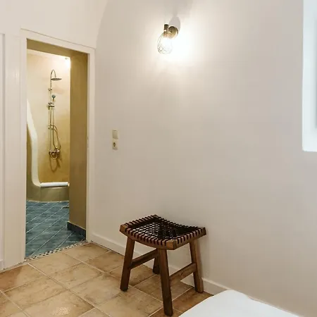 Holiday home 3-room Family With Massive Pool, Location, Seconds From Cliff! Imerovigli (Santorini)