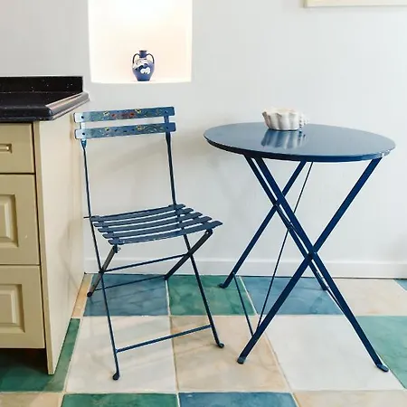 Casa de Férias 3-room, 3-bath With Massive Pool, Location, Seconds From Cliff! Imerovigli (Santorini)